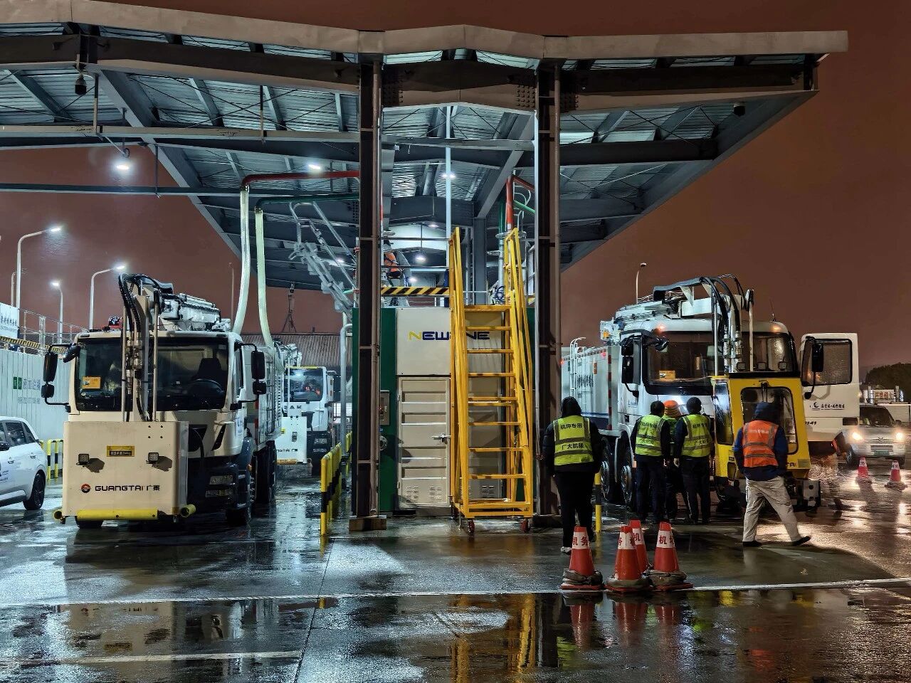 风雪之中见担当，守护安全显专业 &mdash;&mdash;民航二所六维公司多措并举保障南京机场2026年除冰工作高效顺畅