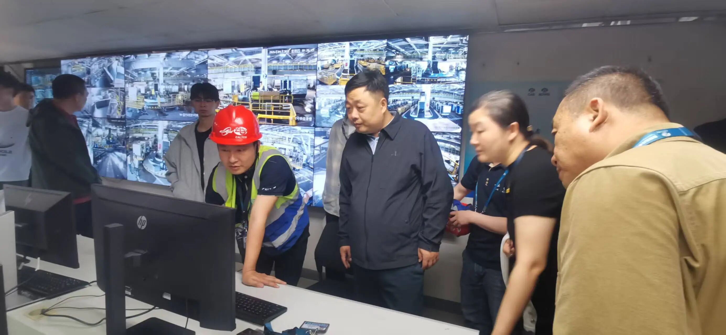 攻坚不停航 智造新标杆 | 民航二所电子公司旗下物流公司承建的首都机场T2行李系统升级改造项目（第一阶段）通过行业验收